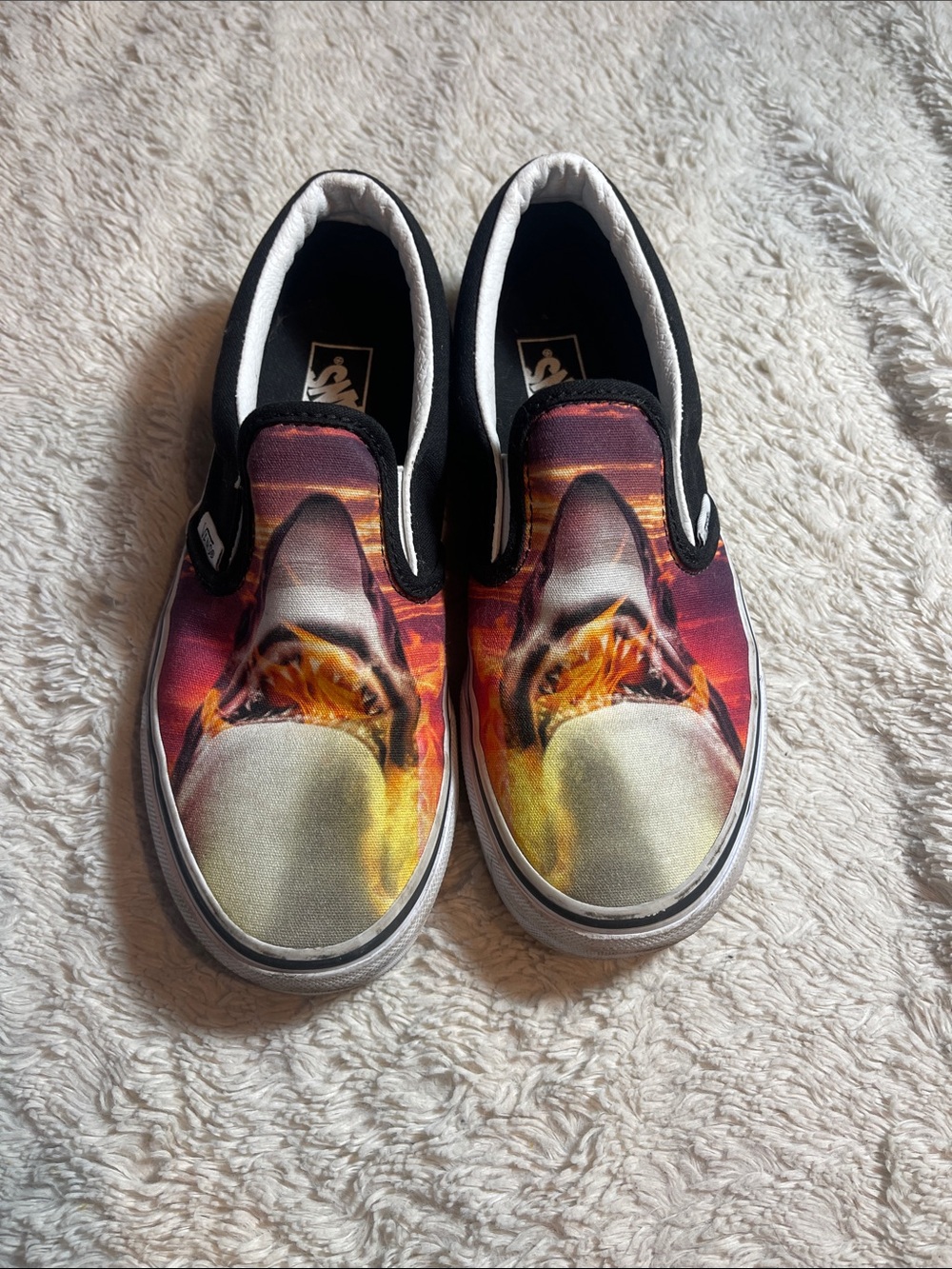 Vans shark slip ons size 3